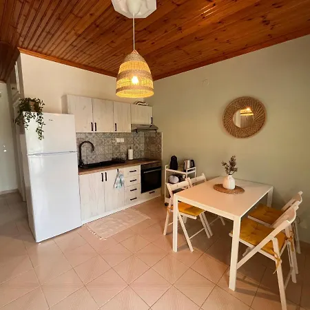 Niko Summer House בית נופש *